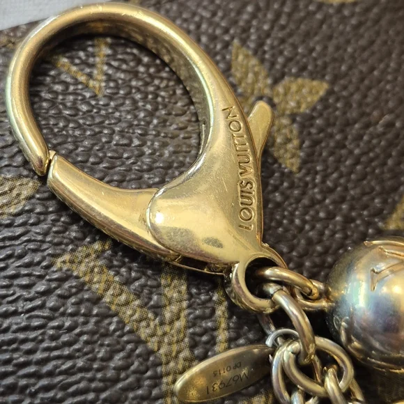 AUTHENTIC Louis Vuitton Key Ring Bag Charm - Picture 9 of 10